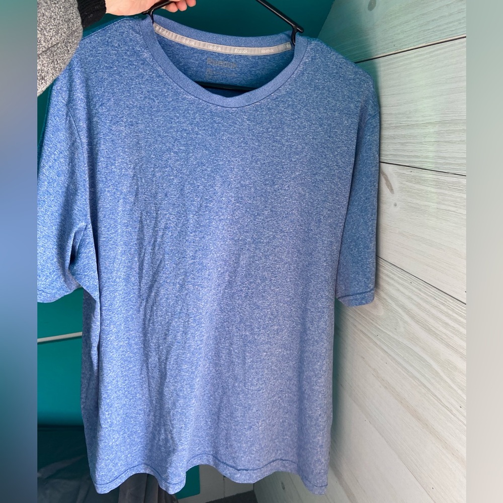Reebok Men’s Blue Tee